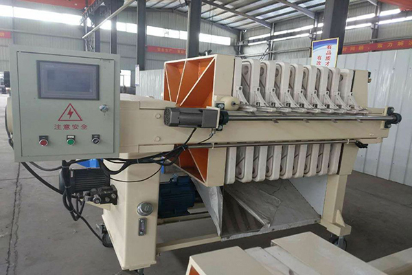 Sludge high-pressure filter press